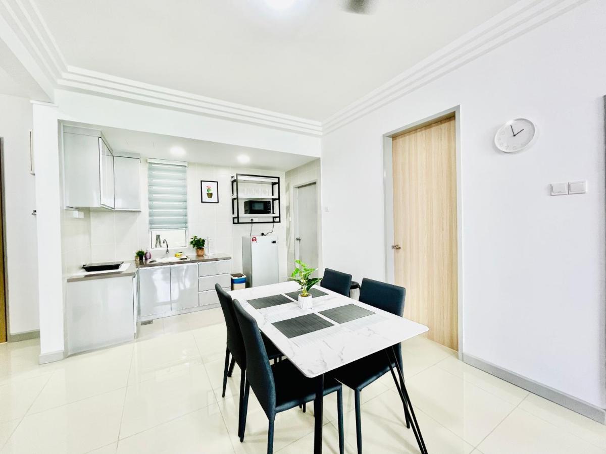 New Unit Seaview Families Suite - Purple Paradise Куала-Тренгану Экстерьер фото